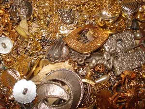 jewellery-pile